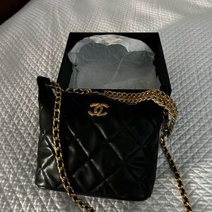 VIP! Chanel Black Quilted Shoulder Bag with Gold Chain. New.